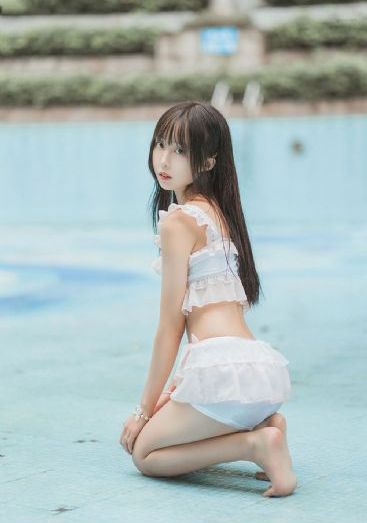 龚玥菲潘金莲