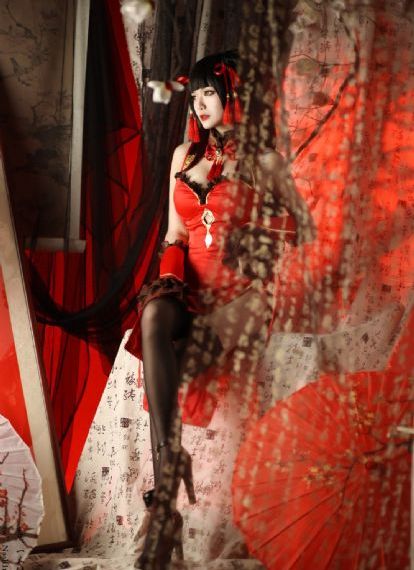 丰满的女邻居2