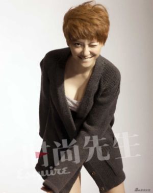偷拍25位美女撒尿视频在线观看